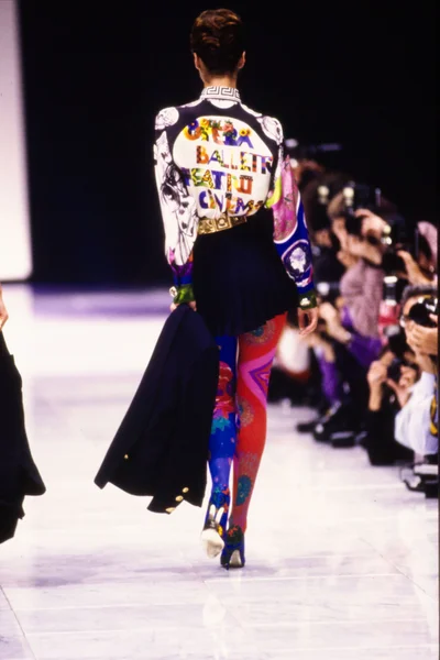 Look 43